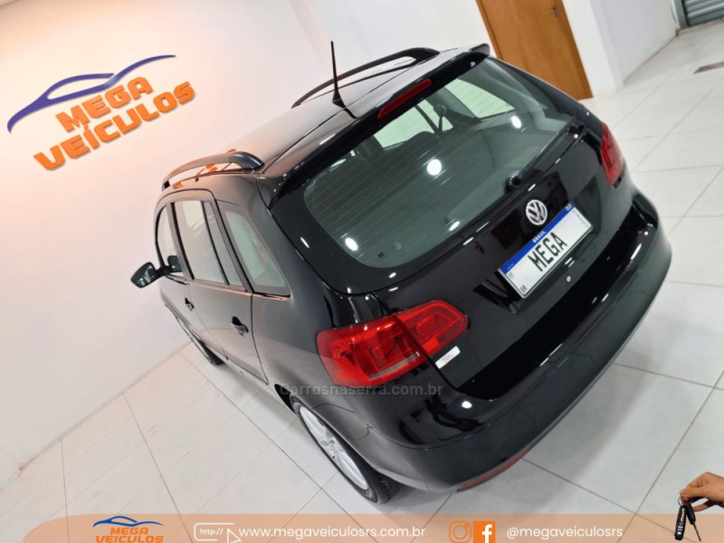 SPACEFOX 1.6 MI 8V FLEX 4P MANUAL - 2011 - BENTO GONçALVES