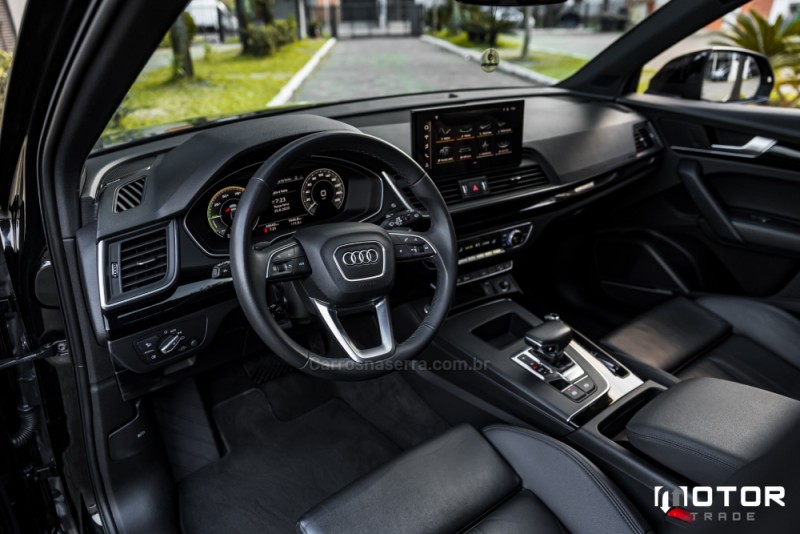 Q5 2.0 TFSI PERFORMANCE BLACK QUATTRO HÍBRIDO 4P AUTOMÁTICO - 2023 - PORTO ALEGRE