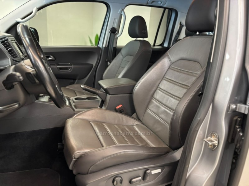 AMAROK 3.0 V6 TDI HIGHLINE CD DIESEL 4MOTION AUTOMÁTICO - 2023 - CARLOS BARBOSA