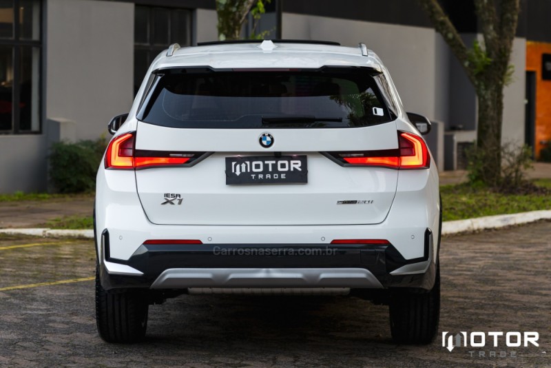 X1 2.0 SDRIVE20I X-LINE PLUS 16V TURBO 4P AUTOMÁTICO - 2023 - PORTO ALEGRE