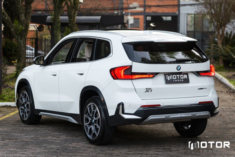 X1 2.0 SDRIVE20I X-LINE PLUS 16V TURBO 4P AUTOMÁTICO - 2023 - PORTO ALEGRE