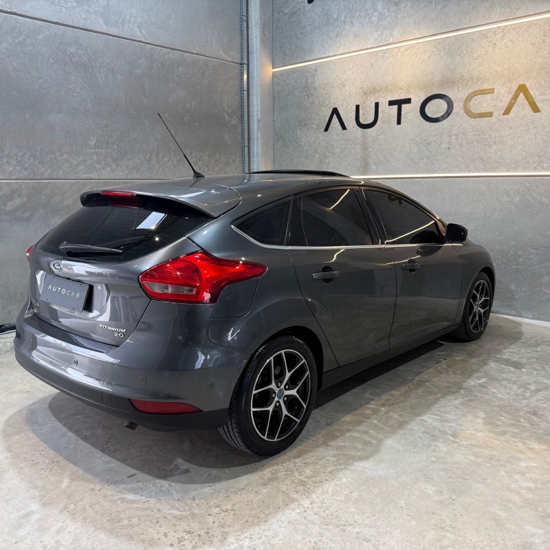 FOCUS 2.0 TITANIUM PLUS HATCH 16V FLEX 4P AUTO - 2016 - CAXIAS DO SUL