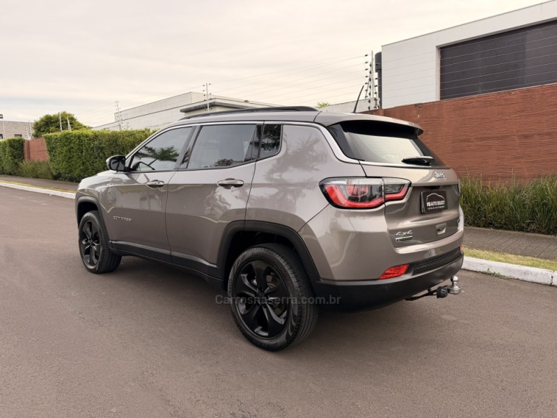 COMPASS 2.0 LONGITUDE TD350 TURBO DIESEL 4X4 4P AUTOMÁTICO - 2017 - SãO LEOPOLDO