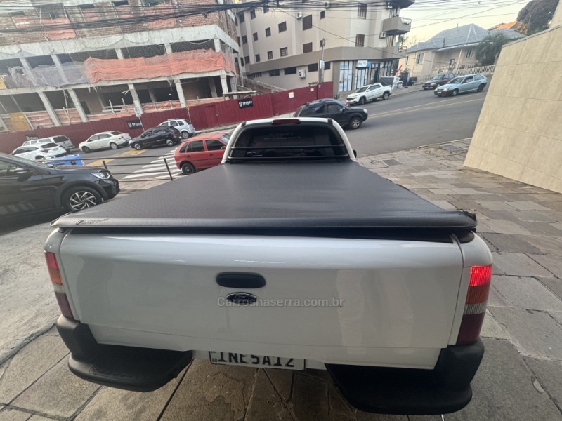 COURIER 1.6 L 8V FLEX MANUAL - 2007 - GARIBALDI