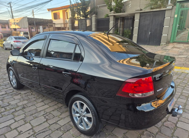 VOYAGE 1.6 MI TREND 8V FLEX 4P MANUAL - 2013 - CAXIAS DO SUL