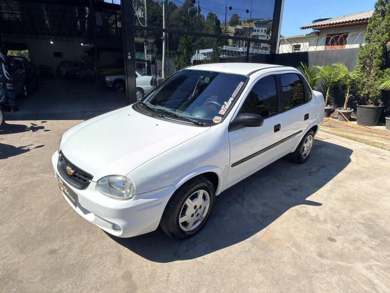 classic 1.0 mpfi life 8v gasolina 4p manual 2010 caxias do sul
