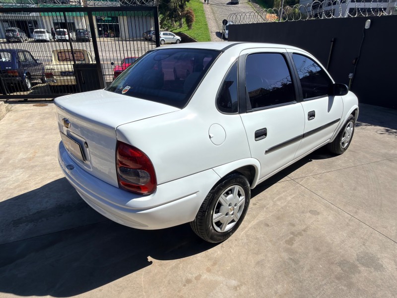 CLASSIC 1.0 MPFI LIFE 8V GASOLINA 4P MANUAL - 2010 - CAXIAS DO SUL