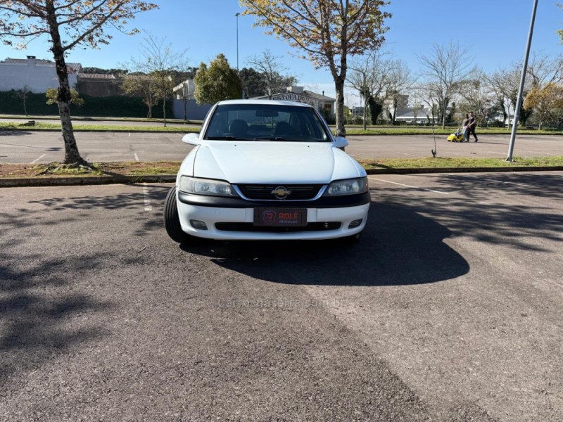 VECTRA 2.2 MPFI GLS 8V GASOLINA 4P MANUAL - 1999 - BENTO GONçALVES
