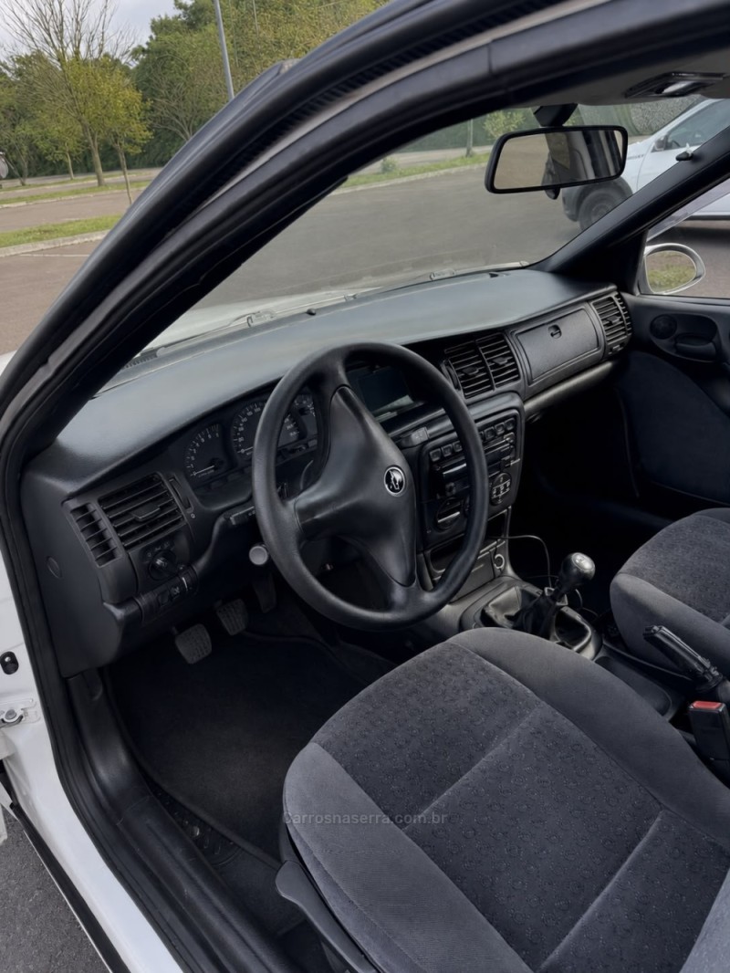 VECTRA 2.2 MPFI GLS 8V GASOLINA 4P MANUAL - 1999 - BENTO GONçALVES