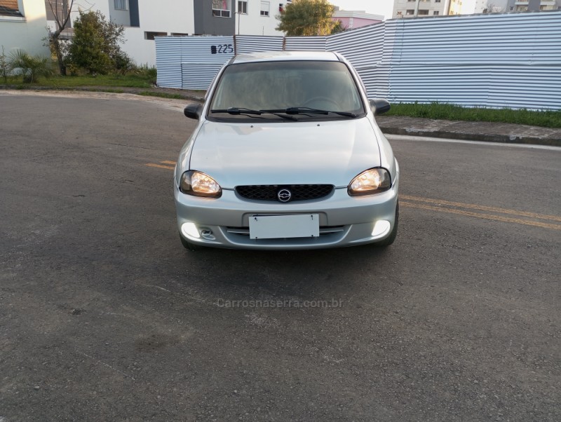 CORSA 1.0 MPFI CLASSIC 8V GASOLINA 4P MANUAL - 2005 - CAXIAS DO SUL