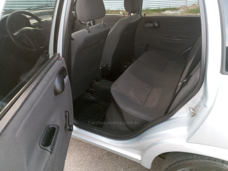 CORSA 1.0 MPFI CLASSIC 8V GASOLINA 4P MANUAL - 2005 - CAXIAS DO SUL
