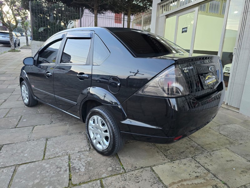 FIESTA 1.6 MPI CLASS SEDAN 8V FLEX 4P MANUAL - 2013 - FARROUPILHA