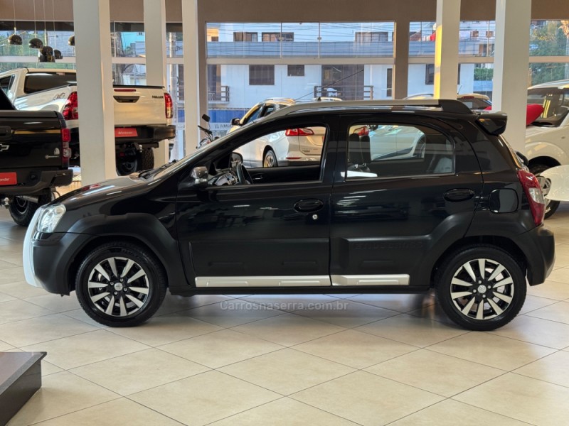 ETIOS CROSS 1.5 16V FLEX 4P MANUAL - 2015 - FLORES DA CUNHA