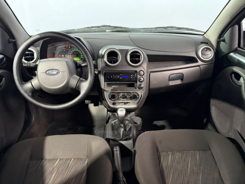 KA 1.0 MPI CLASS 8V FLEX 2P MANUAL - 2011 - VACARIA