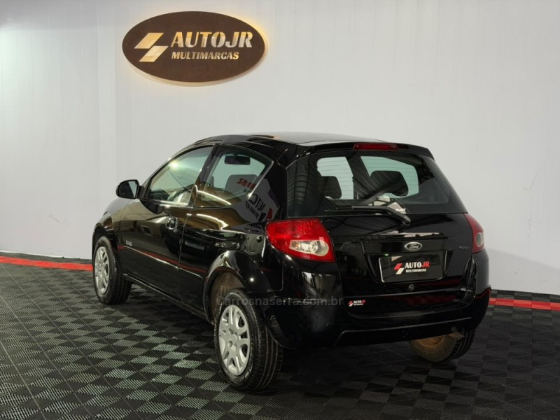 KA 1.0 MPI CLASS 8V FLEX 2P MANUAL - 2011 - VACARIA