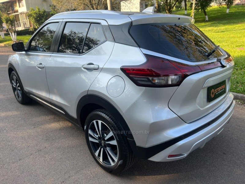 KICKS 1.6 ADVANCE 16V FLEX 4P AUTOMÁTICO - 2022 - FELIZ