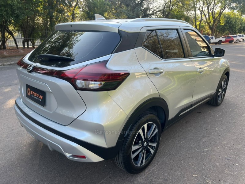 KICKS 1.6 ADVANCE 16V FLEX 4P AUTOMÁTICO - 2022 - FELIZ