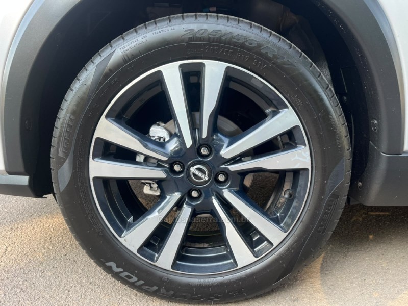 KICKS 1.6 ADVANCE 16V FLEX 4P AUTOMÁTICO - 2022 - FELIZ