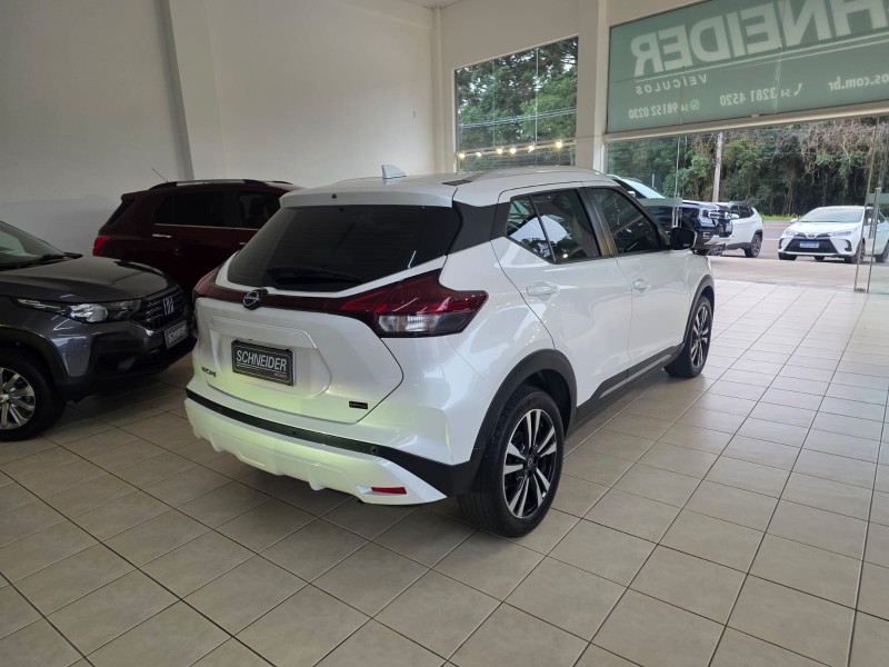 KICKS 1.6 ADVANCE 16V FLEX 4P AUTOMÁTICO - 2024 - NOVA PETRóPOLIS
