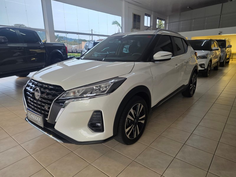 KICKS 1.6 ADVANCE 16V FLEX 4P AUTOMÁTICO - 2024 - NOVA PETRóPOLIS
