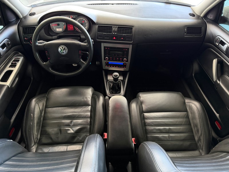 GOLF 1.6 MI SPORTLINE 8V FLEX 4P MANUAL - 2013 - FELIZ