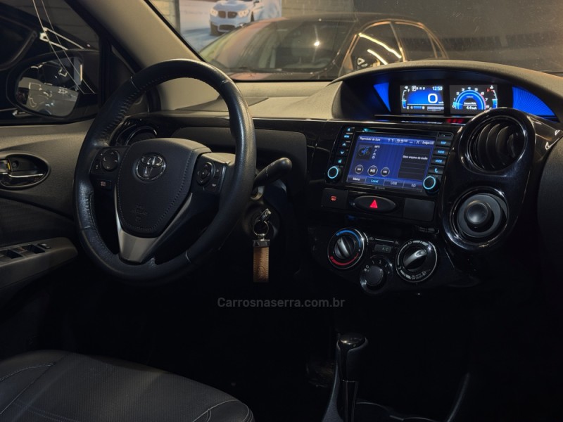 ETIOS 1.5 PLATINUM SEDAN 16V FLEX 4P AUTOMÁTICO - 2018 - ESTâNCIA VELHA