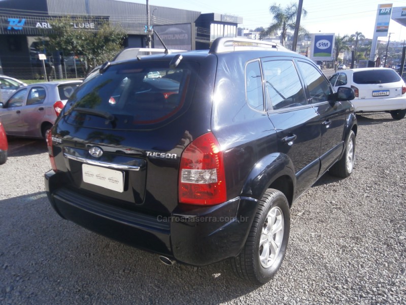 TUCSON 2.0 MPFI GLS 16V 143CV 2WD GASOLINA 4P AUTOMÁTICO - 2010 - FARROUPILHA