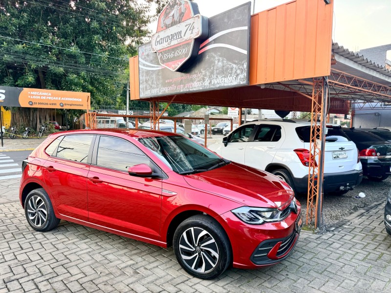 POLO 1.0	200 TSI HIGHLINE AUTOMÁTICO  - 2023 - TRêS COROAS