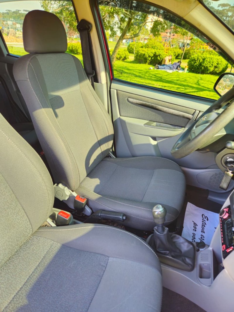 PRISMA 1.4 MPFI LT 8V FLEX 4P MANUAL - 2012 - CANELA
