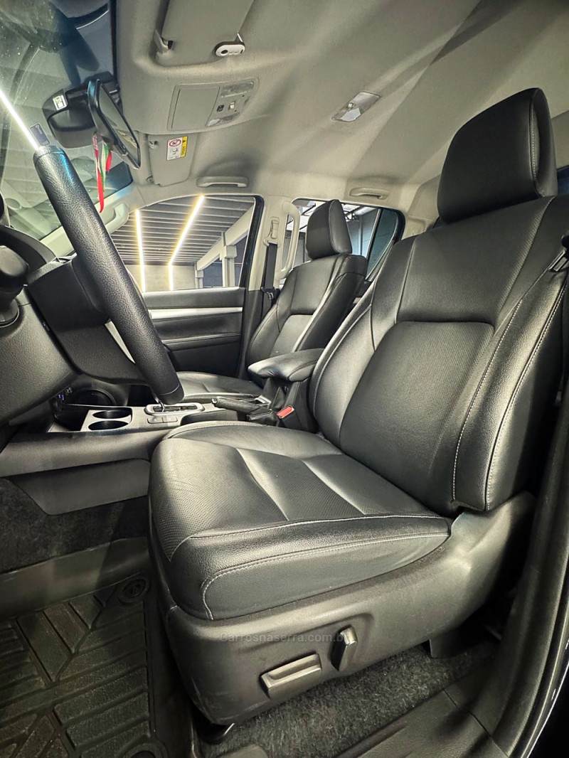 HILUX 2.8 SRX 4X4 CD 16V DIESEL 4P AUTOMÁTICO - 2022 - PASSO FUNDO