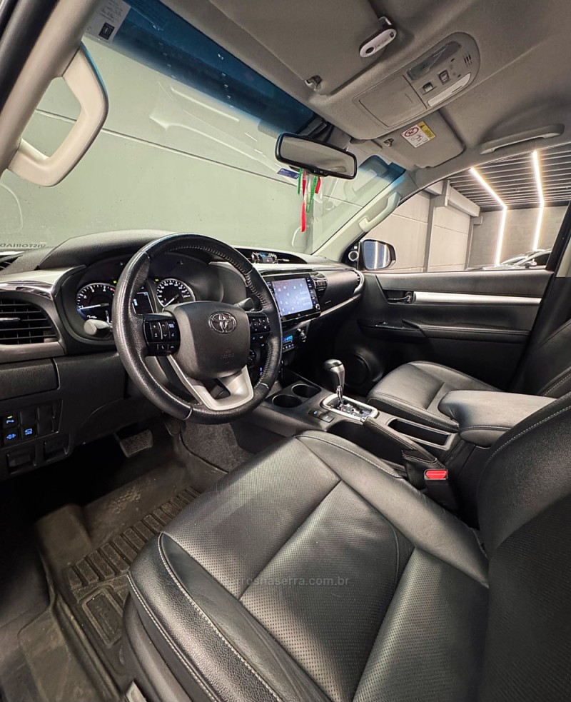 HILUX 2.8 SRX 4X4 CD 16V DIESEL 4P AUTOMÁTICO - 2022 - PASSO FUNDO