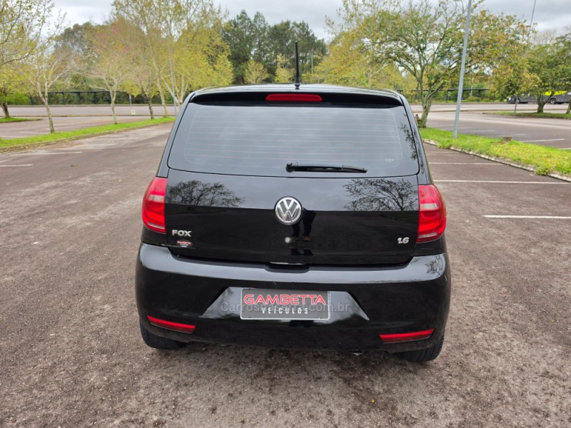 FOX 1.6 MI ITREND 8V FLEX 4P MANUAL - 2012 - BENTO GONçALVES