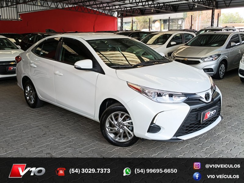 YARIS 1.5 XS SEDAN 16V FLEX 4P AUTOMÁTICO - 2024 - CAXIAS DO SUL