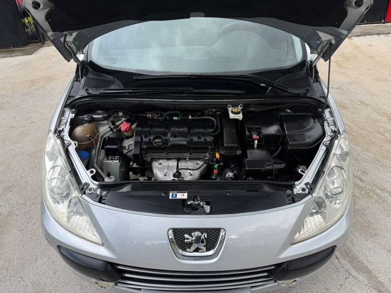 307 1.6 PRESENCE 16V FLEX 4P MANUAL - 2011 - CAXIAS DO SUL