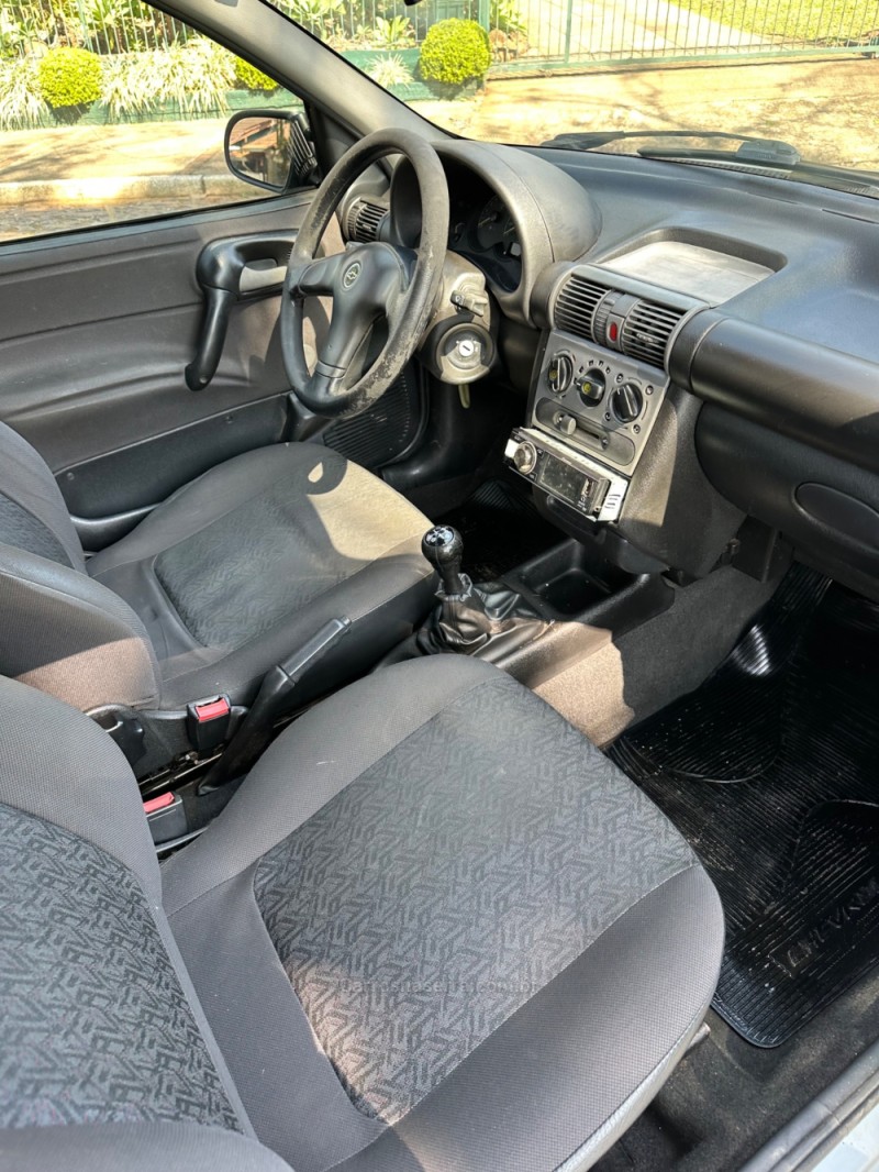 CORSA 1.0 MPFI CLASSIC SEDAN SPIRIT 8V FLEX 4P MANUAL - 2008 - IVOTI