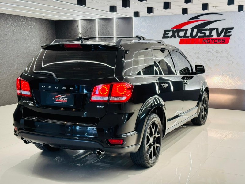 JOURNEY 3.6 SXT V6 GASOLINA 4P AUTOMÁTICO - 2014 - CAXIAS DO SUL