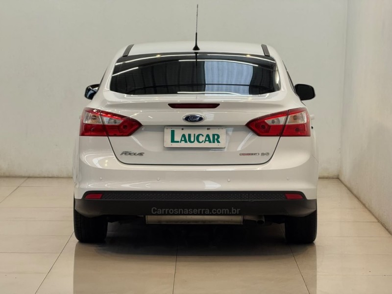 FOCUS  - 2015 - CASCA