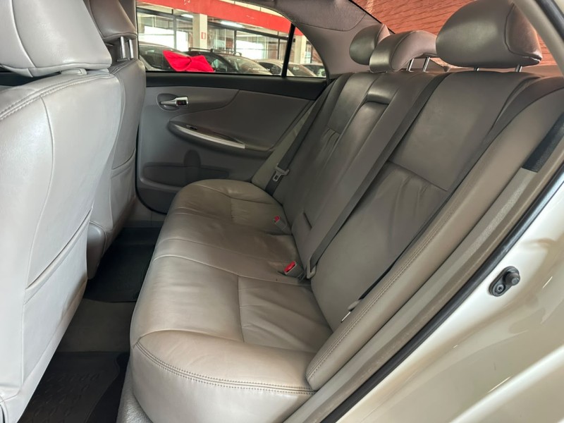 COROLLA 2.0 XEI 16V FLEX 4P AUTOMÁTICO - 2012 - FARROUPILHA