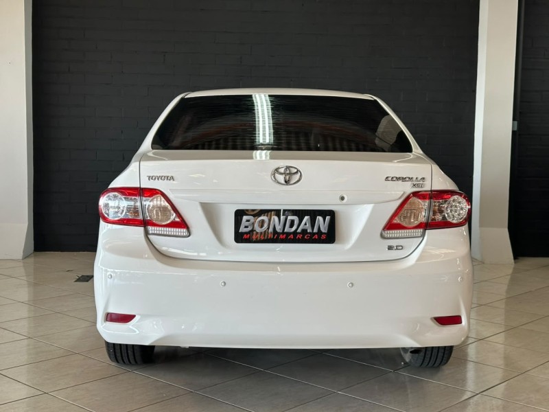 COROLLA 2.0 XEI 16V FLEX 4P AUTOMÁTICO - 2012 - FARROUPILHA