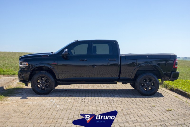 2500 LARAMIE 6.7 NIGHT ED TURBO CD 4X4 DIESEL 4P AUTOMÁTICO - 2022 - PALMEIRA DAS MISSõES