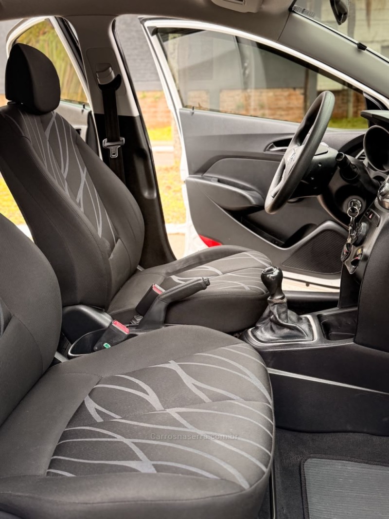 HB20 1.0 COMFORT 12V FLEX 4P MANUAL - 2013 - NOVO HAMBURGO