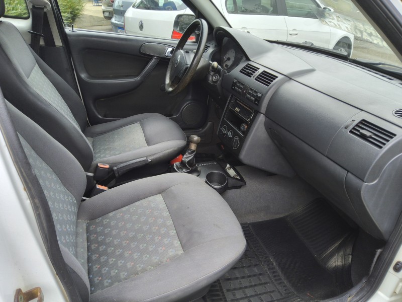 SAVEIRO 1.8 MI CS 8V GASOLINA 2P MANUAL G.III - 2005 - SãO SEBASTIãO DO CAí
