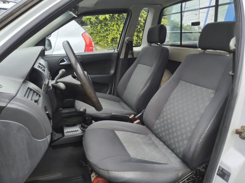 SAVEIRO 1.8 MI CS 8V GASOLINA 2P MANUAL G.III - 2005 - SãO SEBASTIãO DO CAí