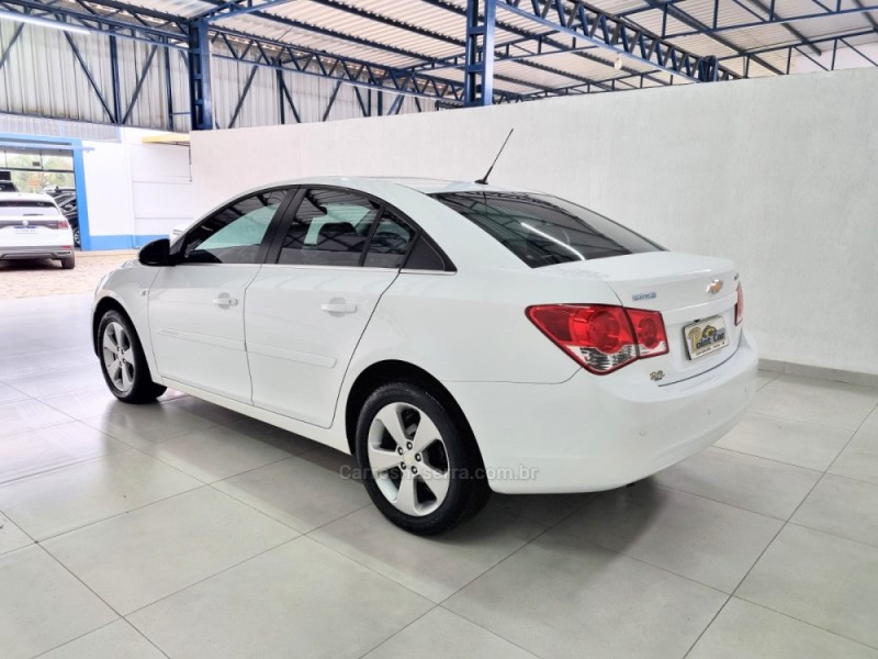 CRUZE 1.8 LT 16V FLEX 4P AUTOMÁTICO - 2013 - VACARIA