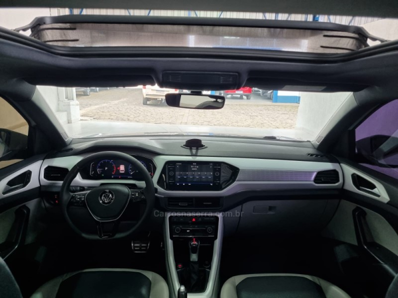 T-CROSS 1.4 HIGHLINE TSI 16V FLEX 4P AUTOMÁTICO - 2020 - VACARIA