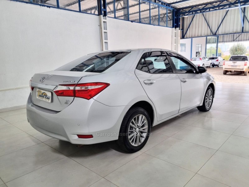 COROLLA 2.0 XEI 16V FLEX 4P AUTOMÁTICO - 2017 - VACARIA