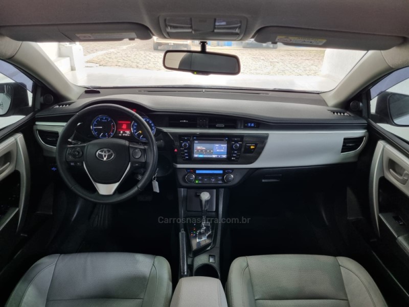 COROLLA 2.0 XEI 16V FLEX 4P AUTOMÁTICO - 2017 - VACARIA