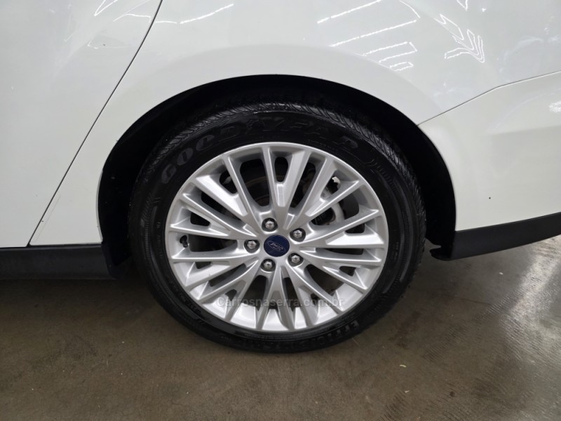 FOCUS 1.6 SE SEDAN 16V FLEX 4P AUTOMÁTICO - 2016 - CAXIAS DO SUL