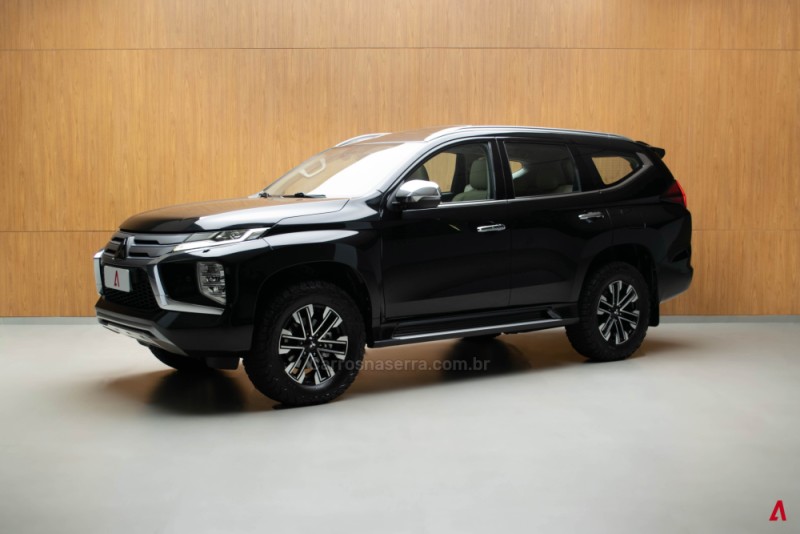 pajero sport 2.4 hpe 4x4 diesel 4p automatica 2021 garibaldi