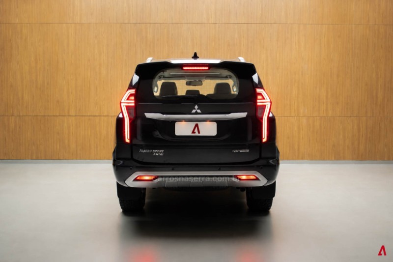 PAJERO SPORT 2.4 HPE 4X4 DIESEL 4P AUTOMÁTICA - 2021 - GARIBALDI